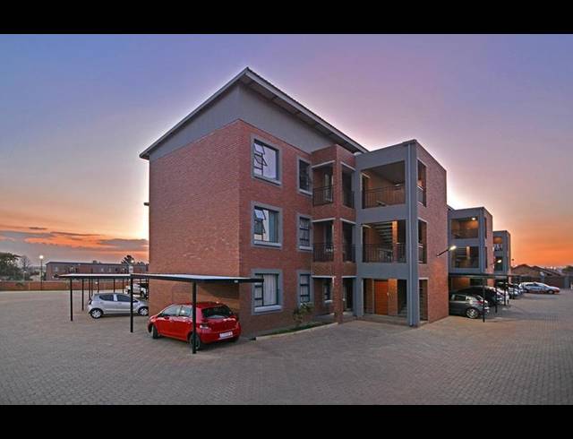 2 BEDROOM APARTMENT FOR SALE IN WITPOORTJIE